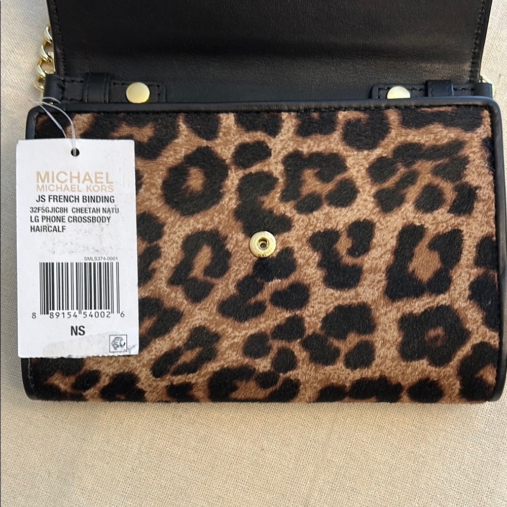 Michael Kors Leopard Print Bag and Wallet Set - Picture 8 of 16